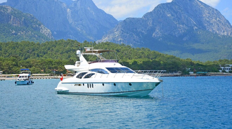 adel-yacht